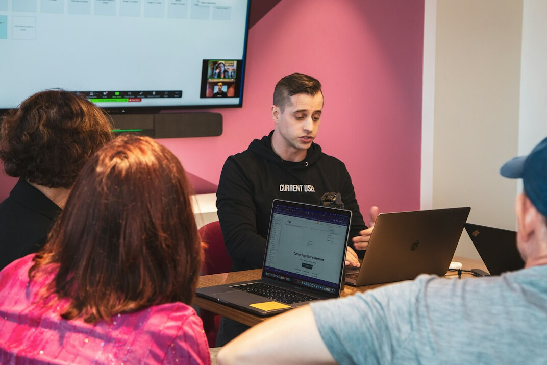 students in coding class